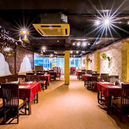 Tripli Hotels Silver Shine พาราณสี ภายนอก รูปภาพ