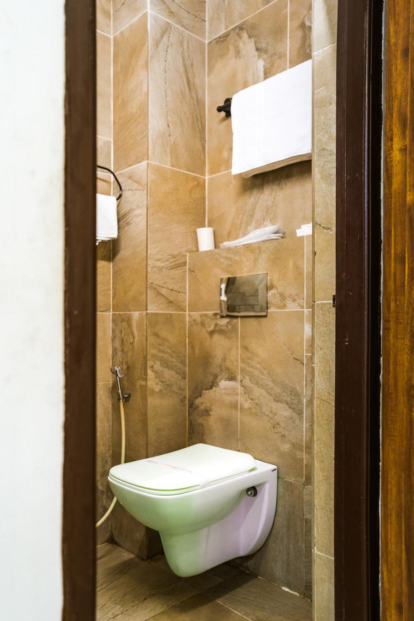 Tripli Hotels Silver Shine พาราณสี ภายนอก รูปภาพ