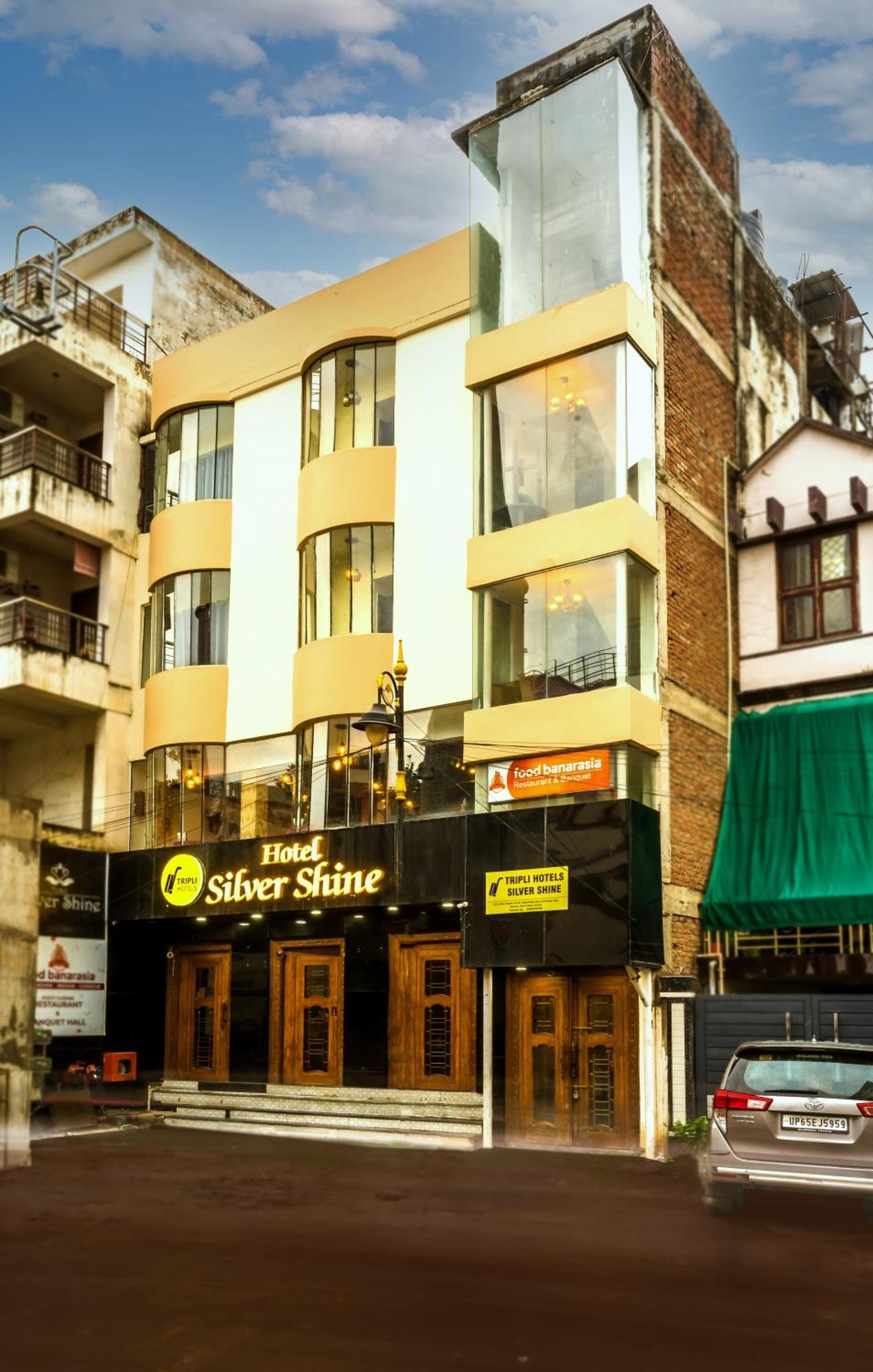 Tripli Hotels Silver Shine พาราณสี ภายนอก รูปภาพ